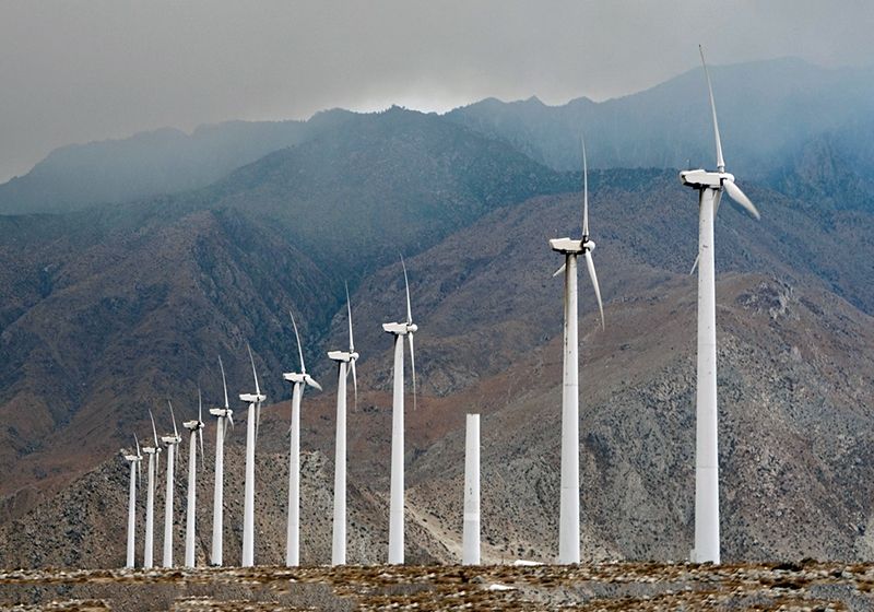 大型風(fēng)力發(fā)電機(jī)的高度有多少米？