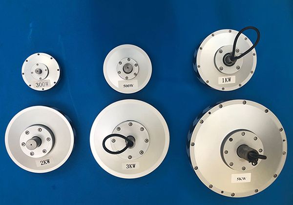 盤式無鐵芯發(fā)電機發(fā)電時阻力大嗎？