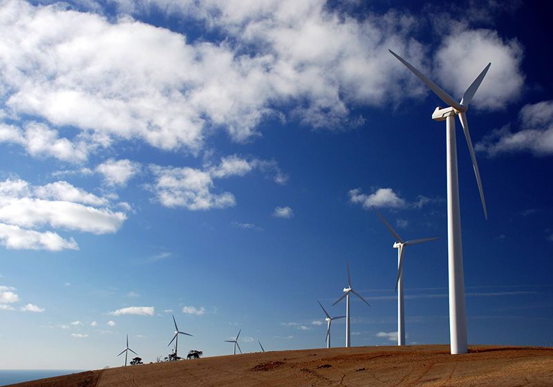 如何根據(jù)電力需求評估風(fēng)力發(fā)電機的成本？